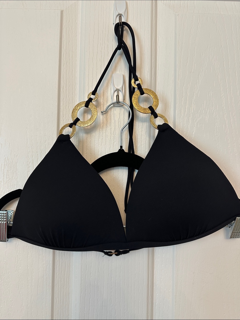 🧡 Jennifer Lopez Black Bikini Top with Gold Ring Details 🧡